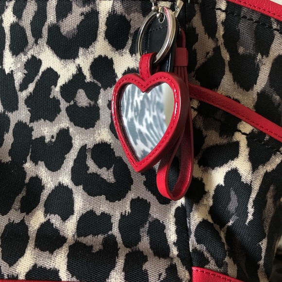 COACH OCELOT LEOPARD CARRIE PARK TOTEBAG - Picture 9 of 16